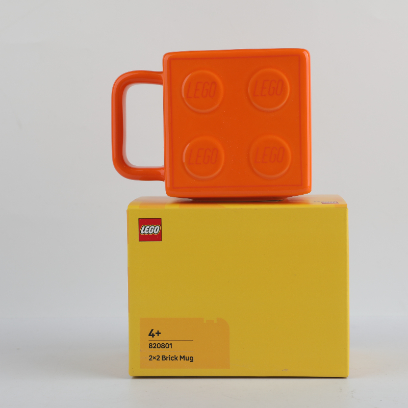 Office Technician - 320ml セラミックマグカップ 2x2 レッドレゴブリック型、創造的なブロック形状、火傷防止ハンドル、家庭やオフィスでの日常使用に実用的